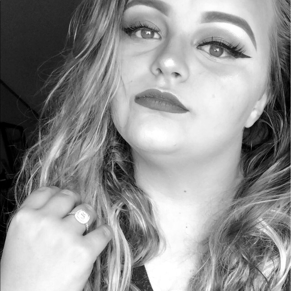 Meet your Posher, Myrranda